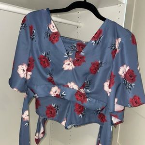 MATCHING TOP AND BOTTOM summer set - shorts + crop